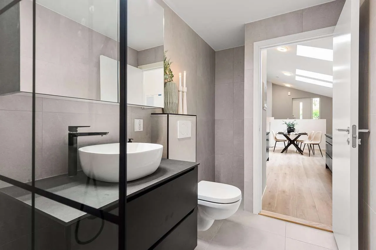 Bathroom Decor Ideas: Stylish Makeover Tips